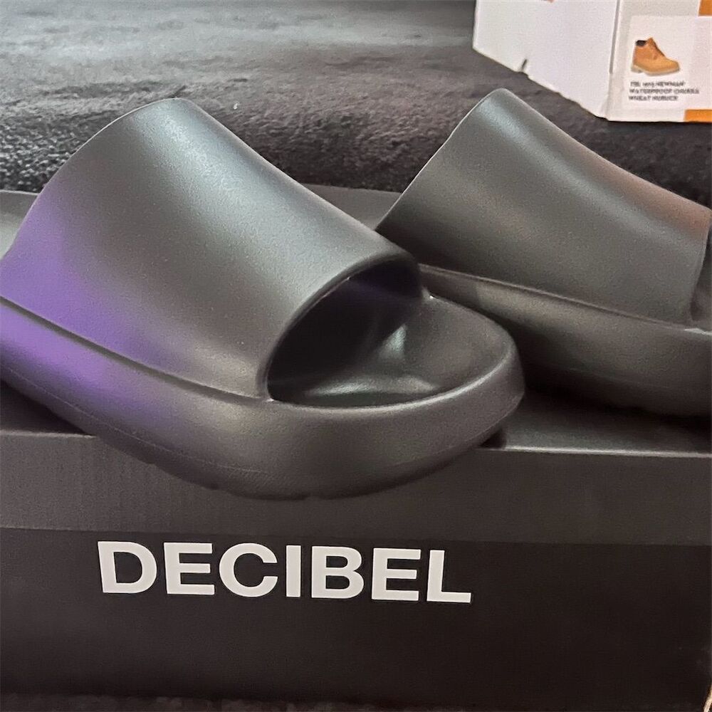 Decibel Slide Black Unisex Sandals Size 10 Casual Beach Wear - Picture 2 of 6